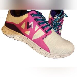 NIB VEVO Active shoes Lindsey WHITE/PURPLE Size 7